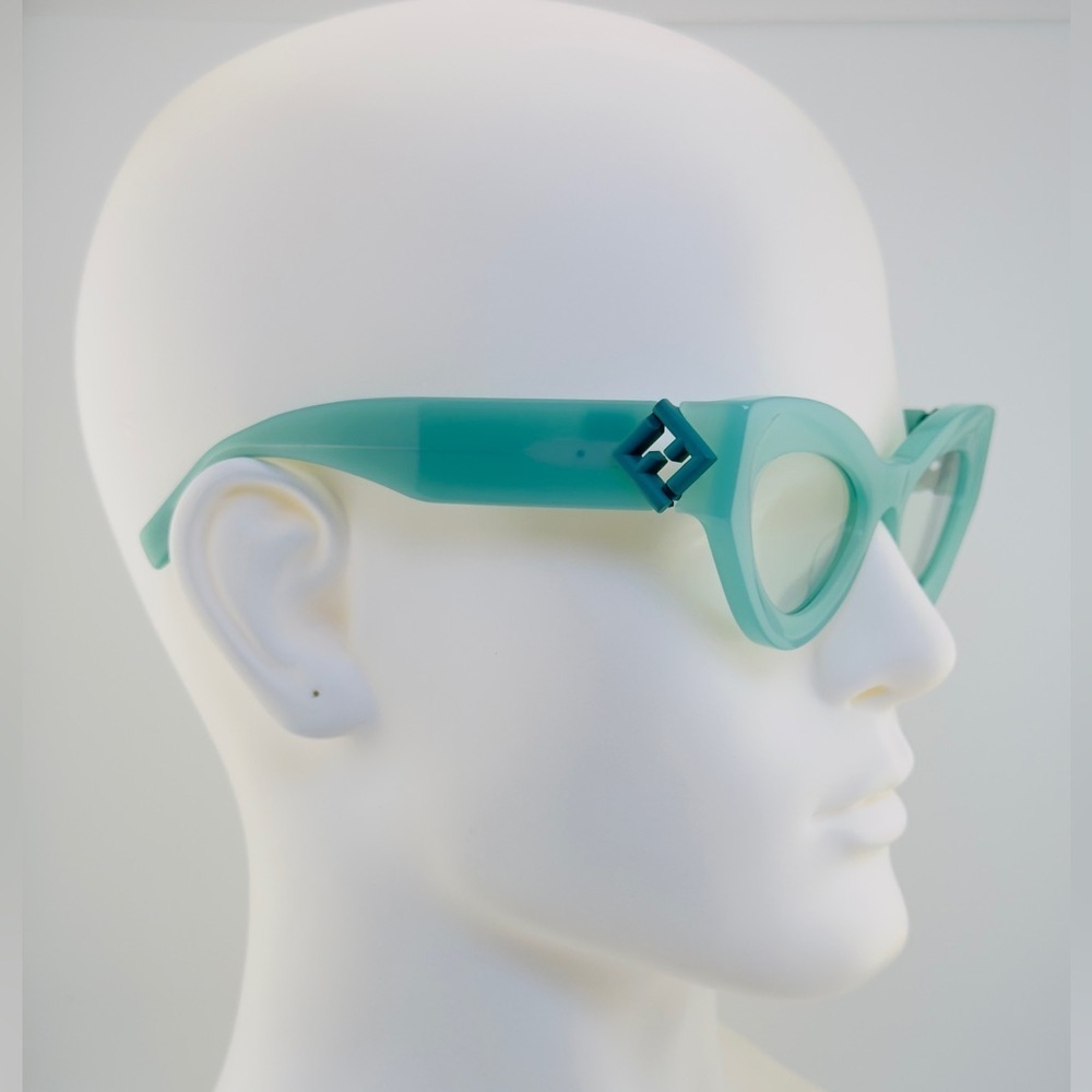 FENDI FF Diamonds Cat-eye women’s sunglasses FE401461 Light Green Frame - Picture 7 of 16